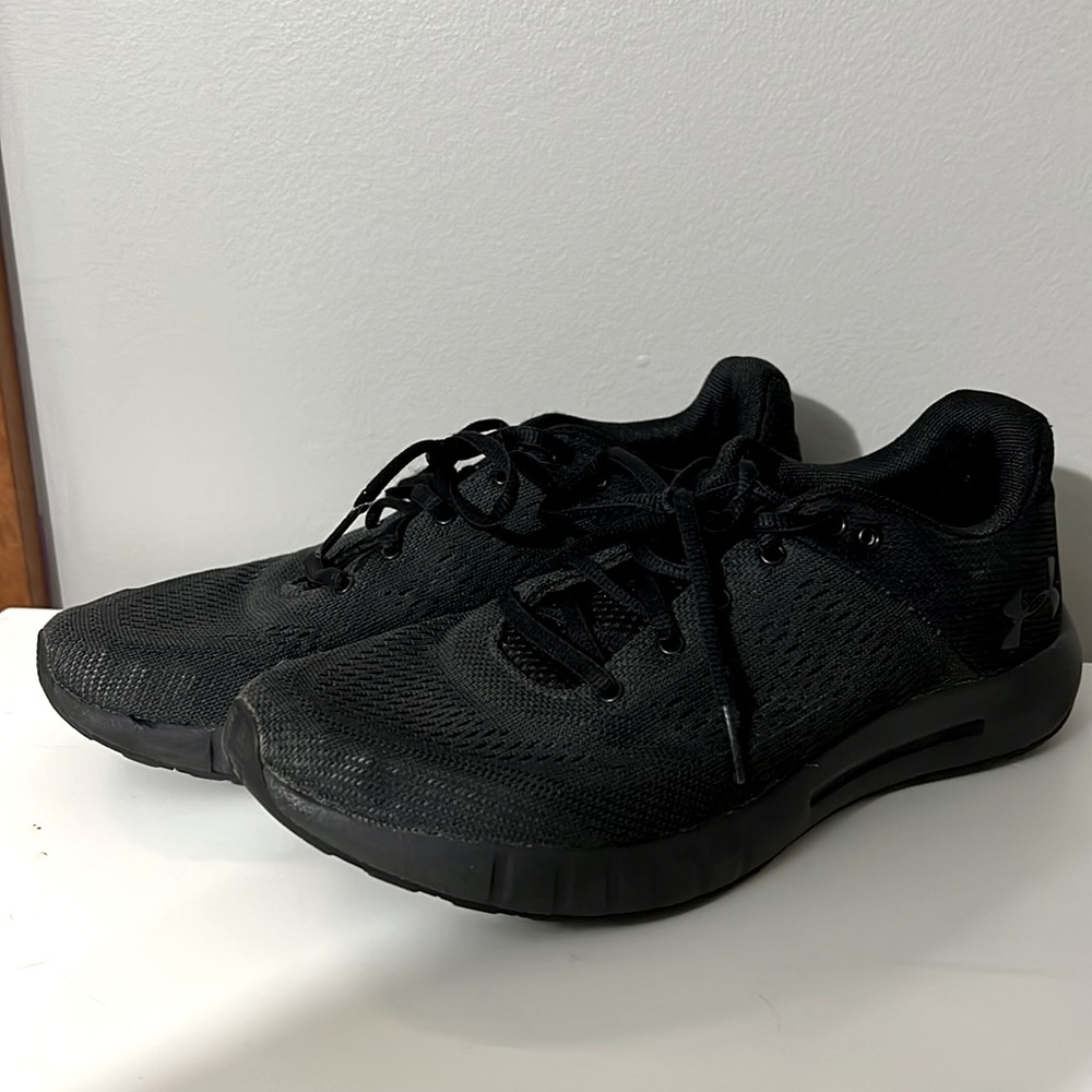 Boys black Under Armour shoes
